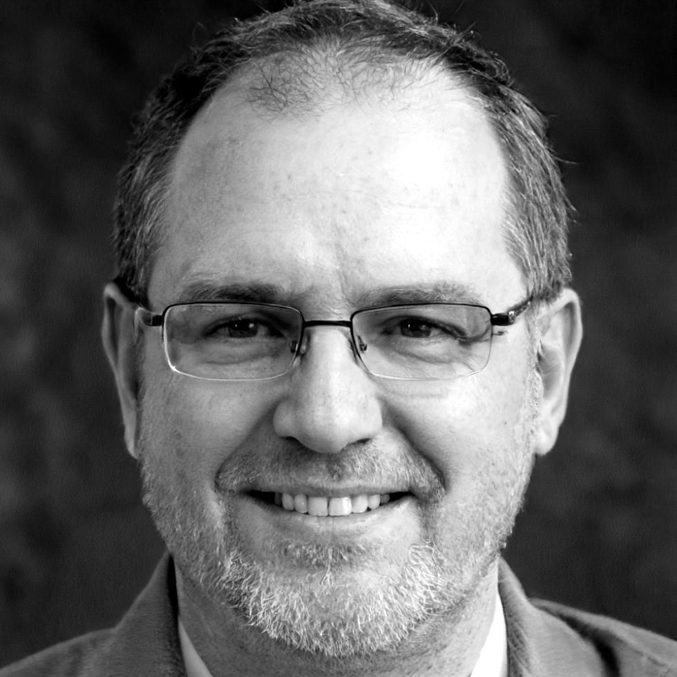 Analyste financier au travail